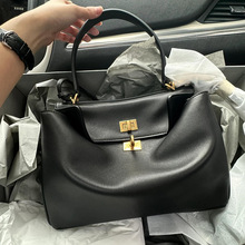 Ů��2025�¿�rodeo�����ͷ��ţƤ���ذ�ʱ�г��ᵥ��б��Ҹ�°�