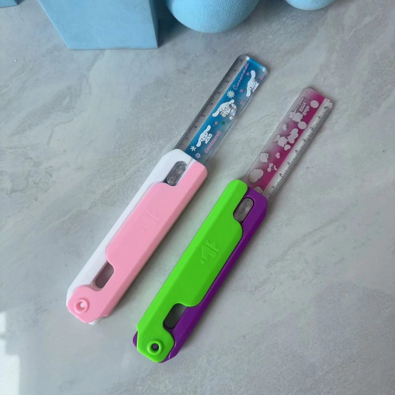 Juguetes Yiwu fábrica de fuente para descomprimir el mercado nocturno de juguetes pequeños productos básicos de peso para vender al por mayor puestos de venta para reducir los niños empujar image 14