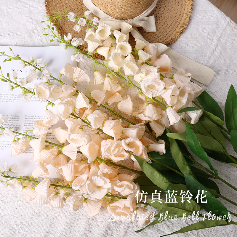 Simulation of the lily flower home living room decoration decoration hotel wedding landscaping floor flower art ins simulation flower