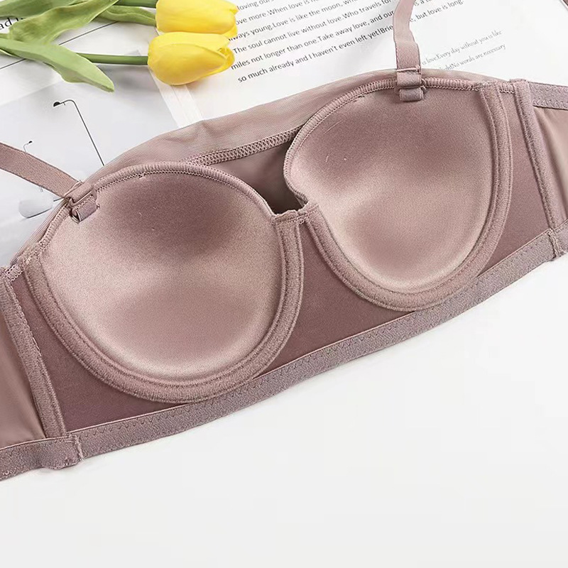 Fábrica de Shantou punto de encaje ajustable tipo de sostén de pecho de mujer ropa interior anti-caída sostén de damas