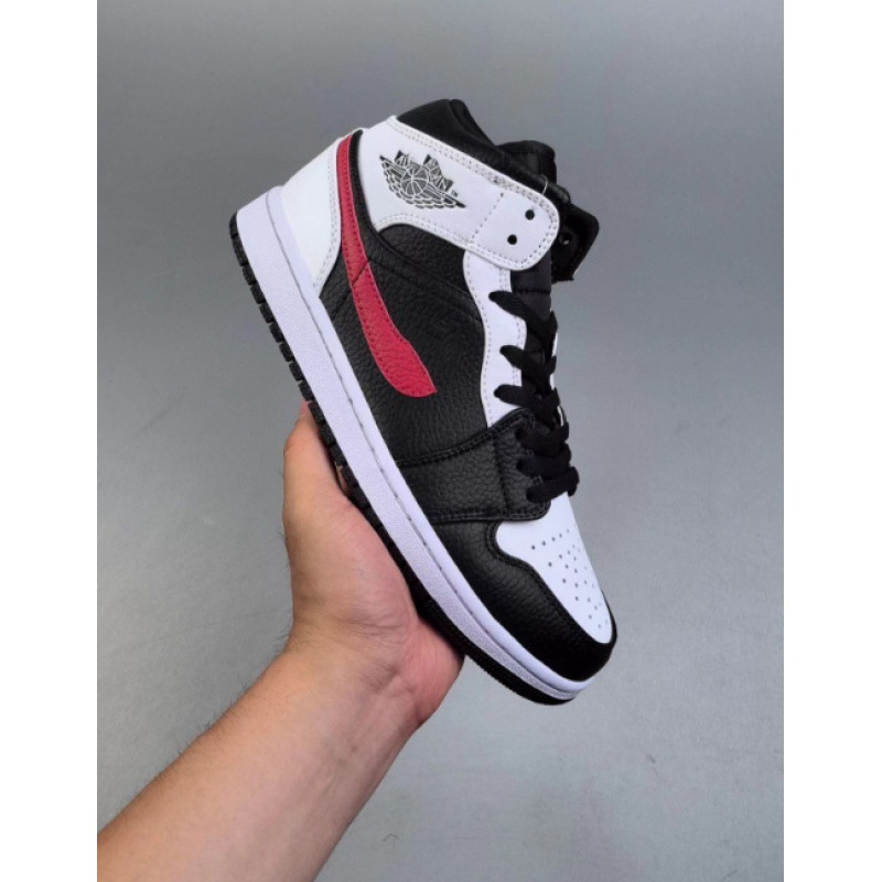 검정색 빨간색 흰색