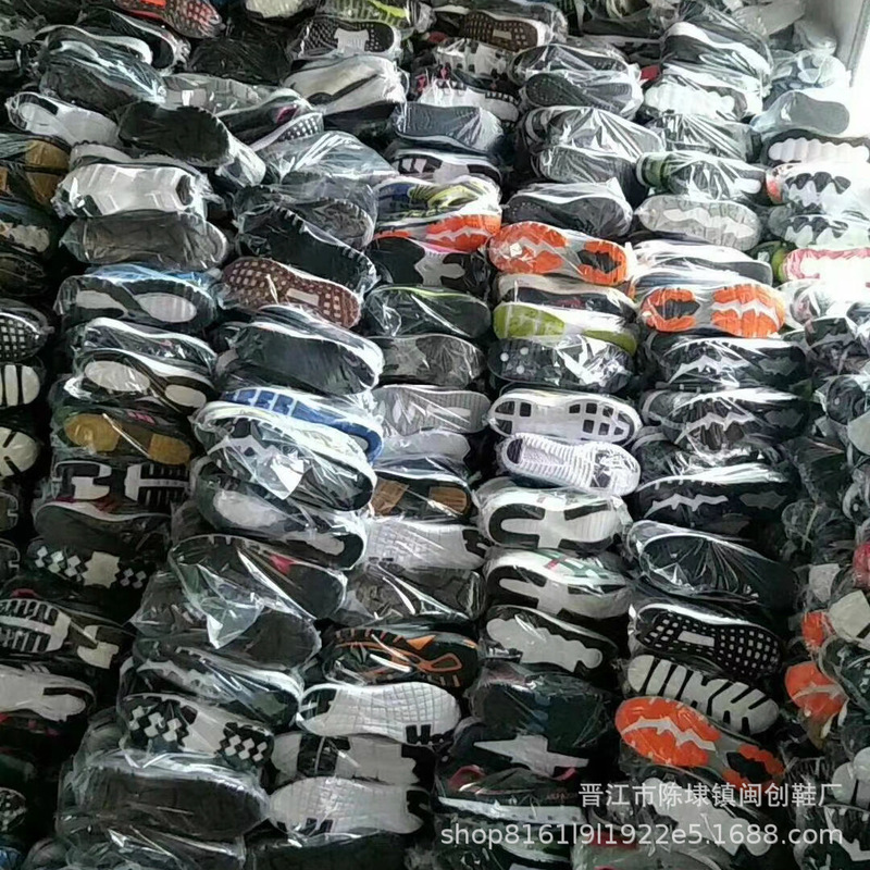 Sports shoes wholesale Fujian Miscellaneous Men's shoes sports casual women's shoes Jinjiang Foreign Trade men's and women's stock shoes stall supply Sports shoes wholesale Fujian Miscellaneous Men's shoes sports casual women's shoes Jinjiang Foreign Trade men's and women's stock shoes stall supply