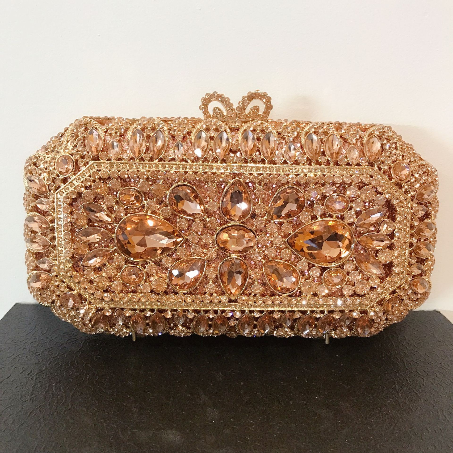 Nuevo paquete de cena con diamantes transfronterizos bolsas de cadena de diamantes de oro de champán cuadrado bolsas de mano de diamantes de vidrio de banquete europeas y estadounidenses