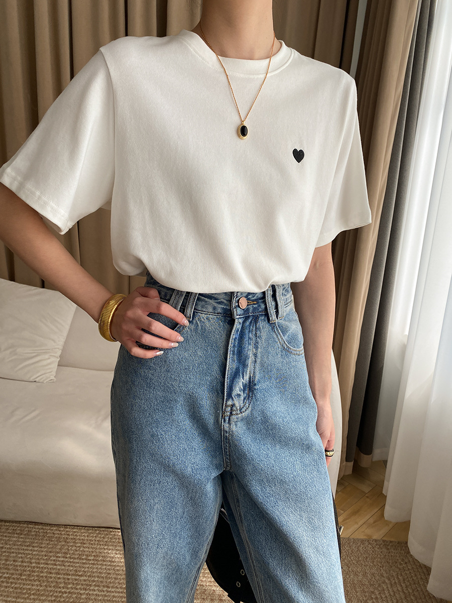 Love Small Embroidered Shoulder Slimming Casual Short Sleeved T Shirt Loose Early Spring