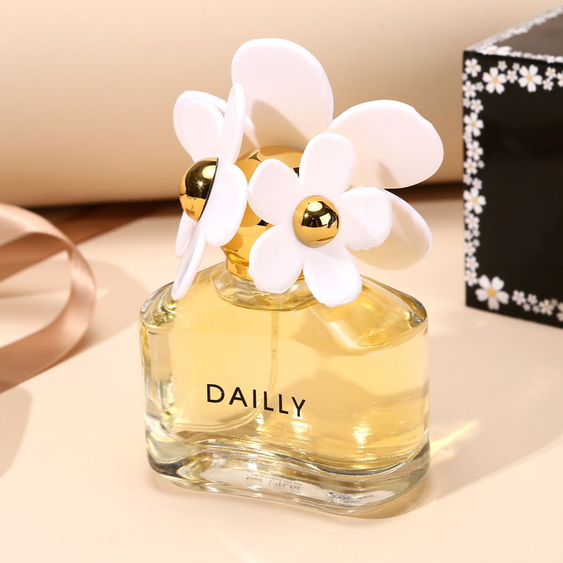 2024 New Perfume Online Popular Little Daisy Women's Fragrance Attracting Students and Girls Fragrance Lasting Fragrance 50ml_voghion.com