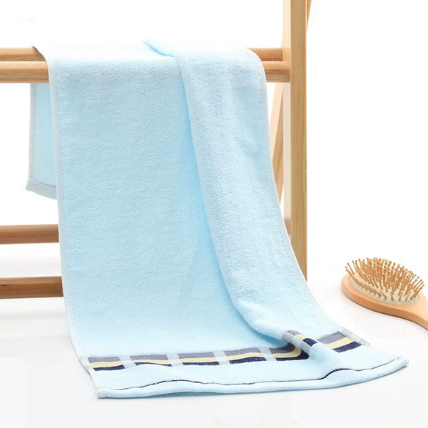 Chain grid (light blue)