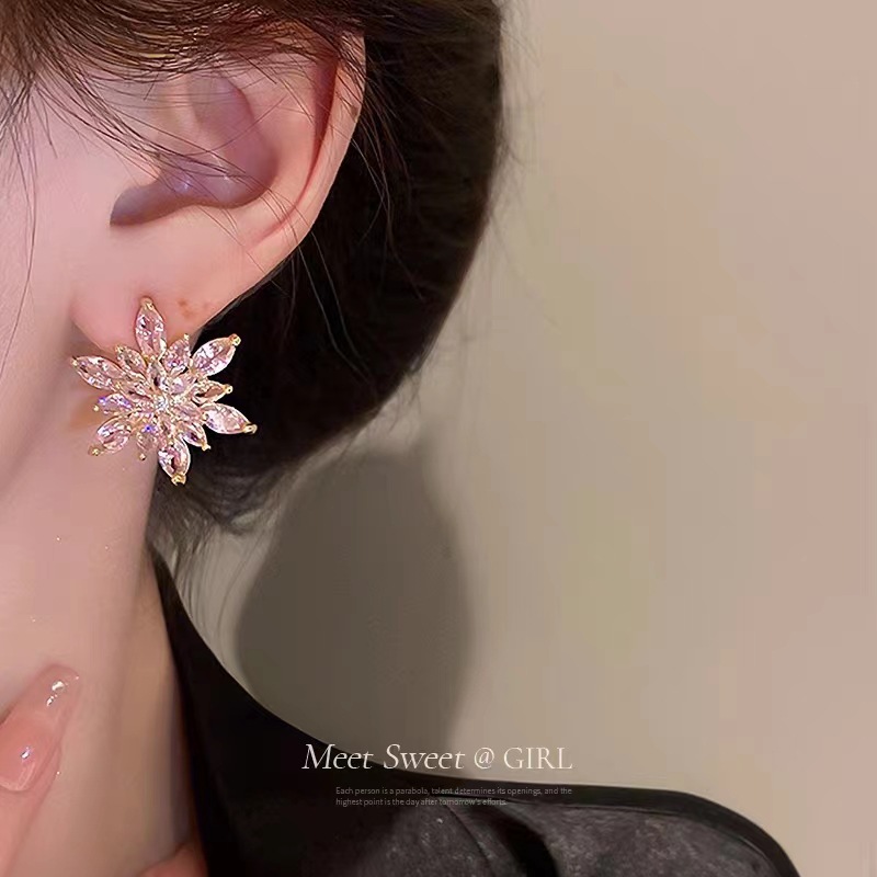 1 Paire Dame Sucré Fleur Cristal Artificiel Boucles D'oreilles display picture 4