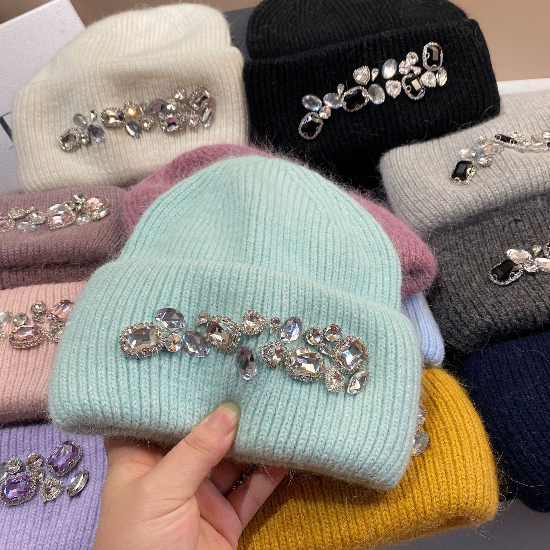 Women's Cute Sweet Simple Style Solid Color Rhinestone Eaveless Wool Cap display picture 7