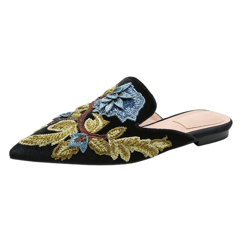 2023 primavera nuevo bordado étnico flor grande talón plano transfronterizo británico cómodo puntiagudo perezoso medio zapatillas zapatos de mujer