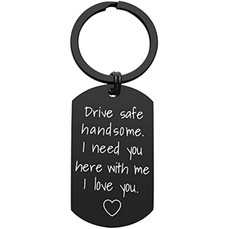 European and American Valentine's Day Anniversary Gift TO MY MAN/WOMAN Couple's Military Badge Stainless Steel Keychain European and American Valentine's Day Anniversary Gift TO MY MAN/WOMAN Couple's Military Badge Stainless Steel Keychain