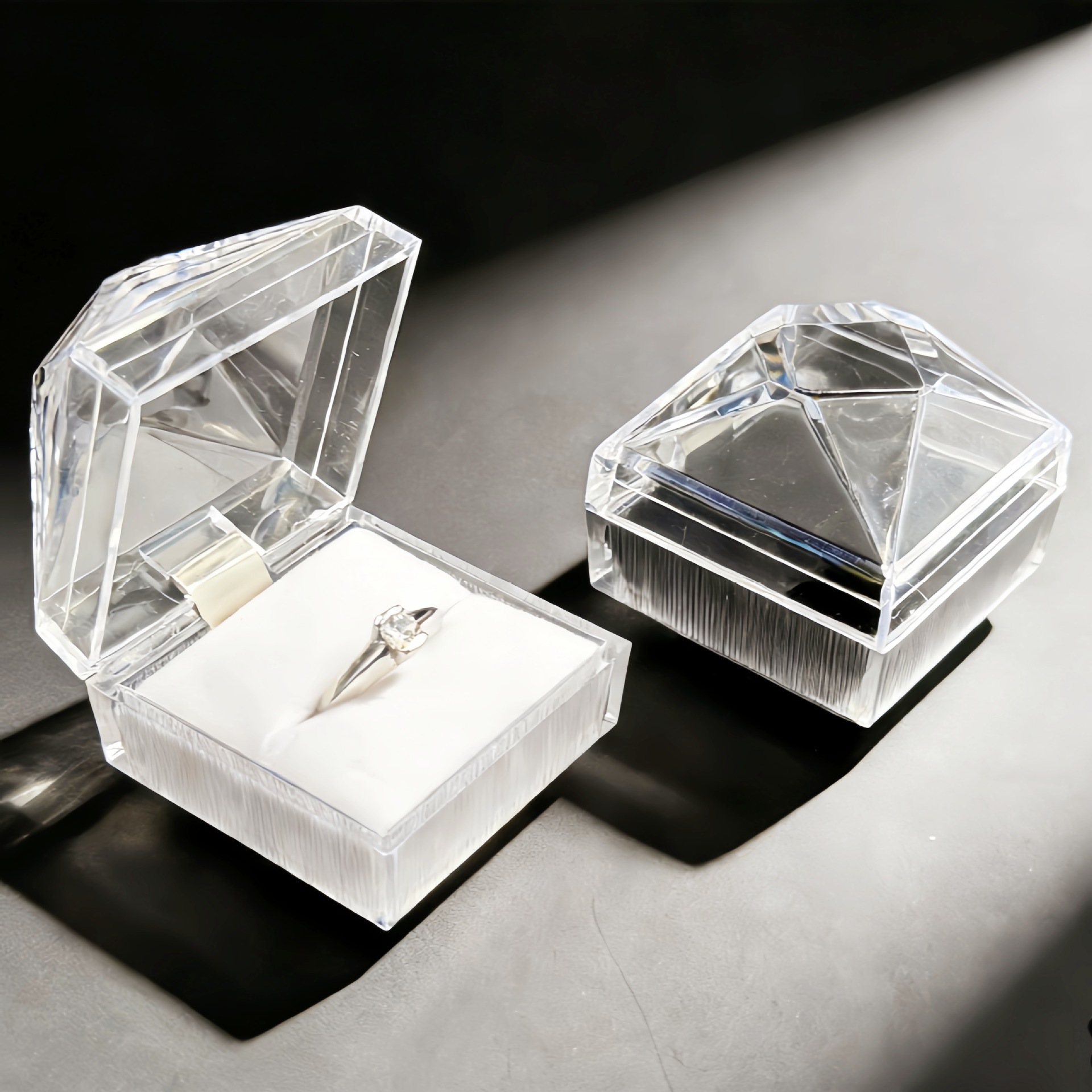 CIFI Factory Caja de almacenamiento de cristal transparente acrílico Par de pendientes Caja de anillo Jewelry Flip Embalaje Joyero
