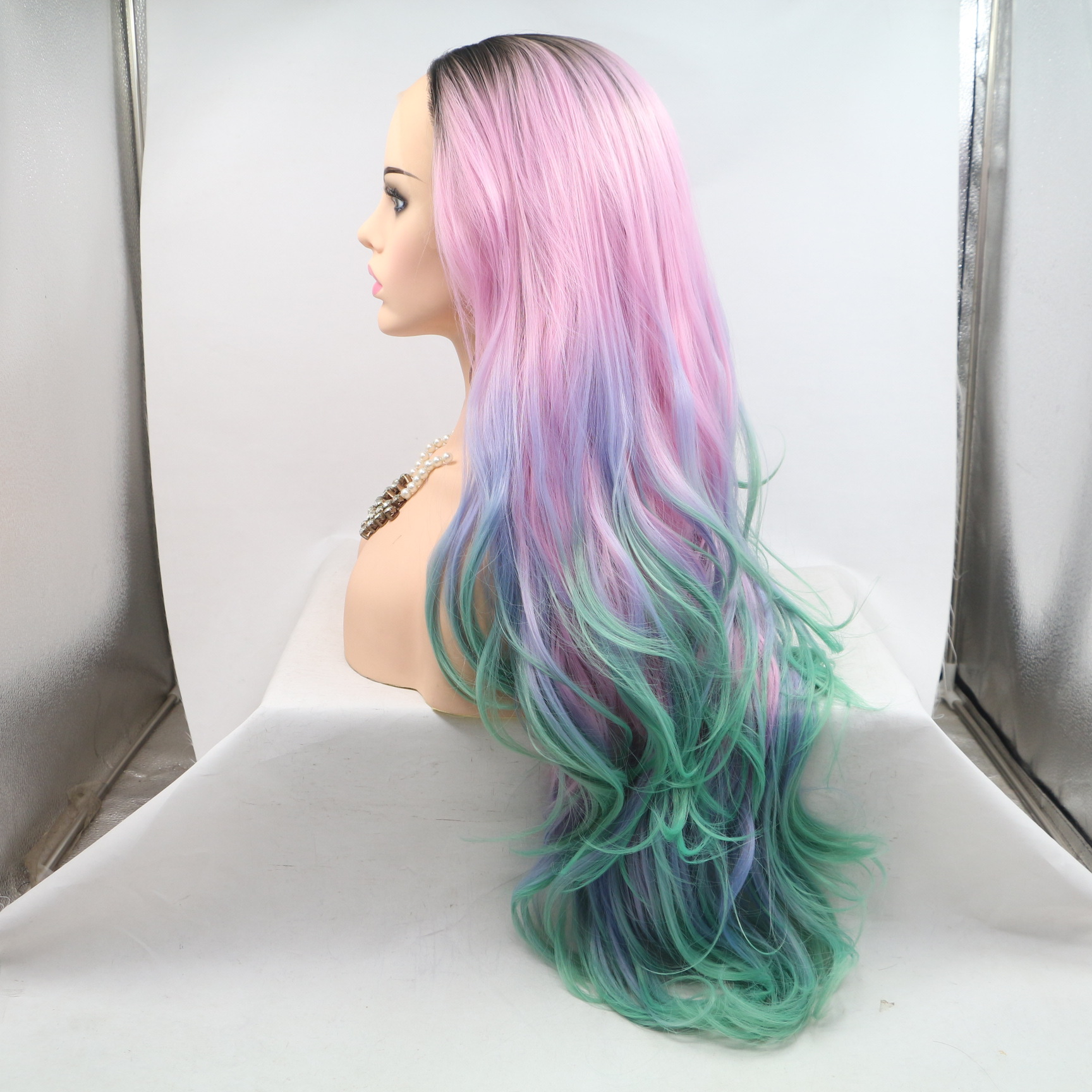 Peluca europea y americana NEWLOOK pelo largo y rizado encaje delantero moda nueva peluca transfronteriza peluca degradada