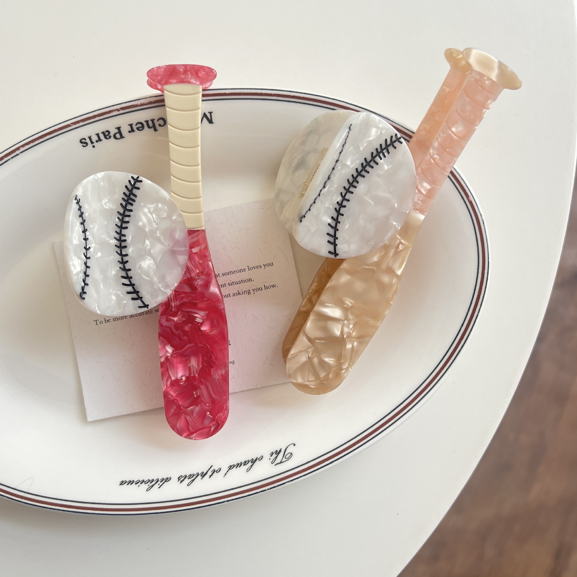 Mujeres De Béisbol Lindo Ropa De Calle Hojas De Acetato Garras De Pelo display picture 1