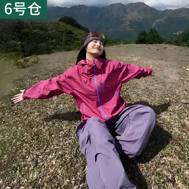 三合一冲锋衣男女情侣款户外休闲运动防风防水登山夹克|undefined