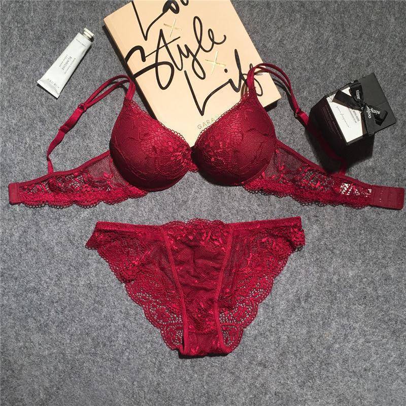 French Women's Bra suit Deep V Gather European and American Sexy Lace New Year Red Life Year