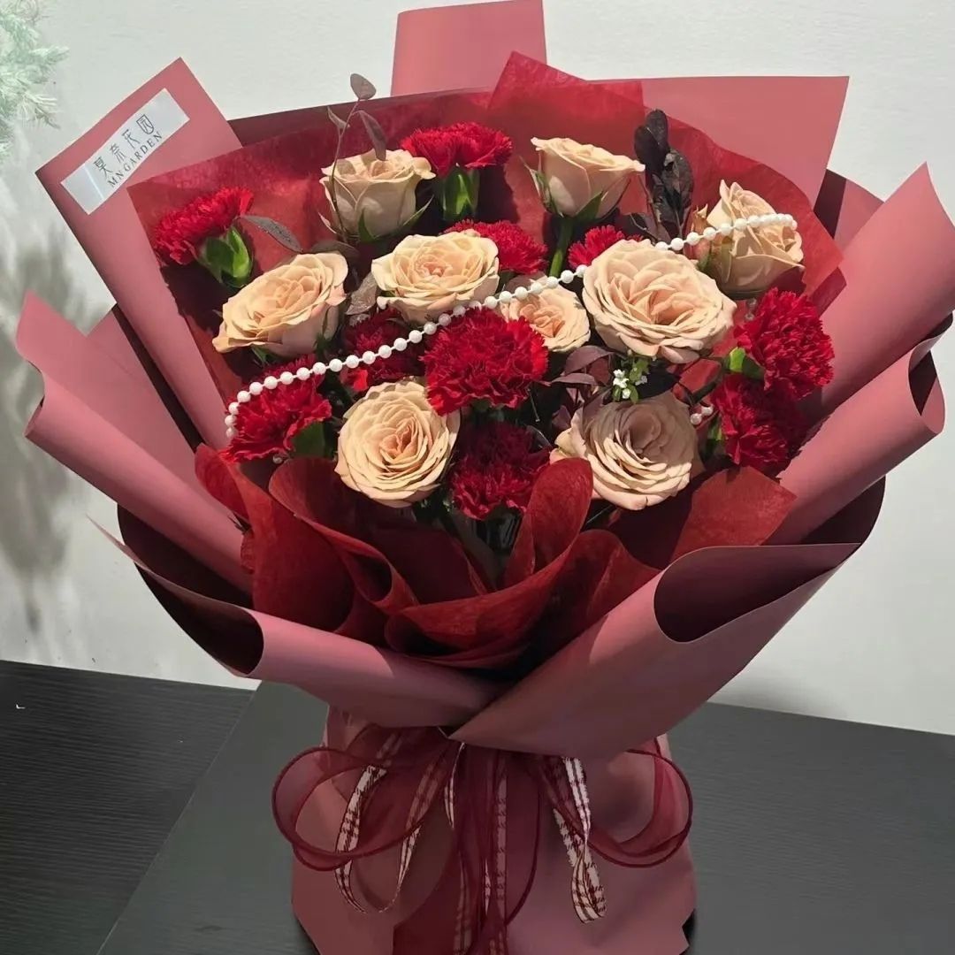 包装情人节烟制作零食半成品壳鲜花满天星DIY手工花束生日礼物免