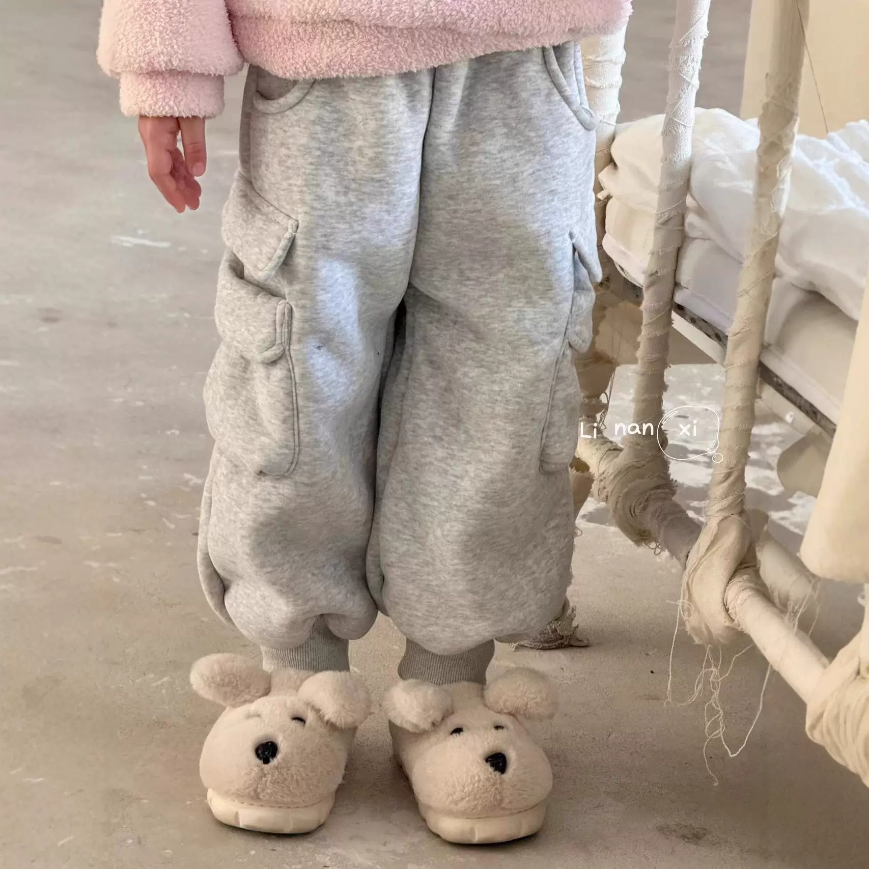 88367儿童加绒裤子冬装新款男女童加厚宝宝保暖工装长裤运动束脚