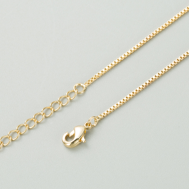 Portrait Fashion Copper Necklace Wholesale display picture 5