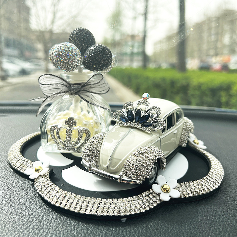 Aromaterapia de coche, lujo ligero duradero, decoración de coche de la diosa, decoración de coche, consola central, personalidad, perfume creativo