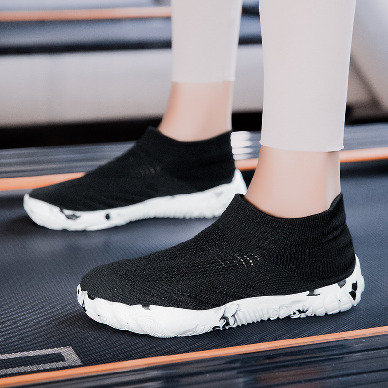 Zapatos de playa al aire libre de gran tamaño transfronterizo, zapatos de natación transpirables de tela de malla, zapatos de calcetines, zapatos de nadador para hombres