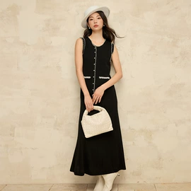 女式针织衫;毛衣;时尚休闲套装