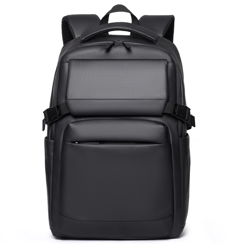 2024 nuevo transfronterizo simple película de cuero hombre mochila de hombro conveniente viaje de negocios bolsa de computadora de estudiantes a prueba de derrames