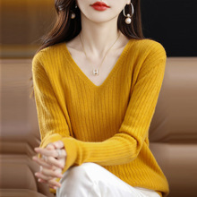 鄂尔多斯市产女士羊毛衫大v领性感亮色毛衣慵懒风宽松针织打底衫y