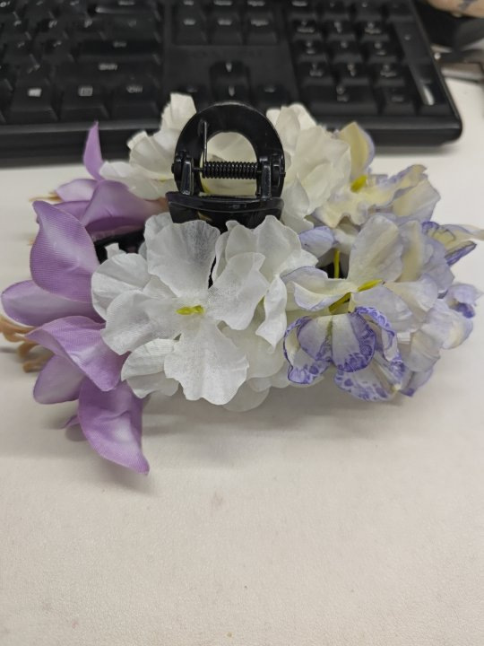 Horquilla de flor de tela de moda de primavera 2025 Super Fairy, clip de tiburón, clip de agarre, estilo de vacaciones junto al mar, accesorios para el cabello femenino