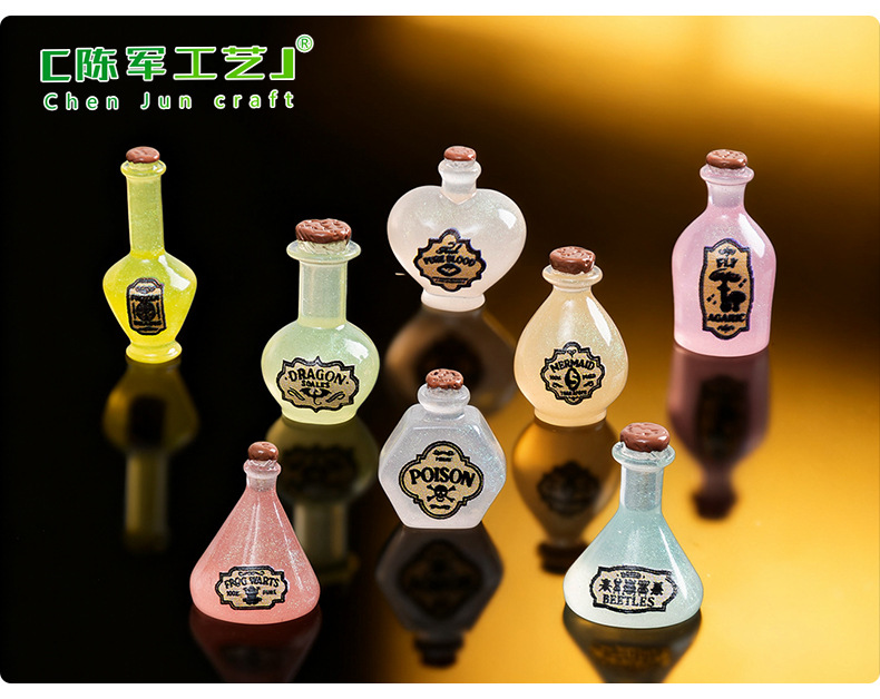 Cross-border New Product Glow-in-the-Dark Magic Potion Bottle Mini Desktop Ornament Dollhouse DIY Decoration Resin Accessories