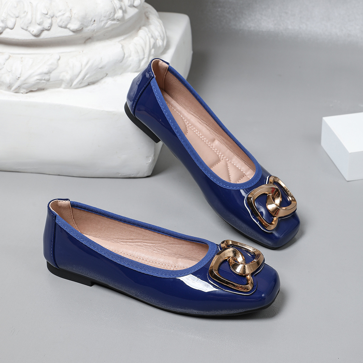 Cross-border Women's Ballet Flats 2026 New Model, Shallow Soft-soled Flat Square-toed Versatile Large-size Loafers_vogvips.com