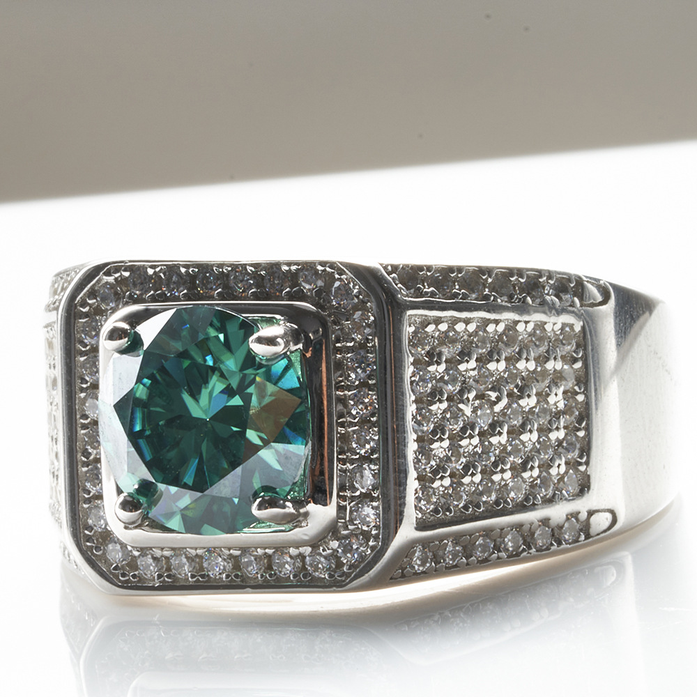 Anillo de diamante de hombre esmeralda de importación galvanizado ventas transfronterizas de Europa y los Estados Unidos anillo de piedra de mosaico