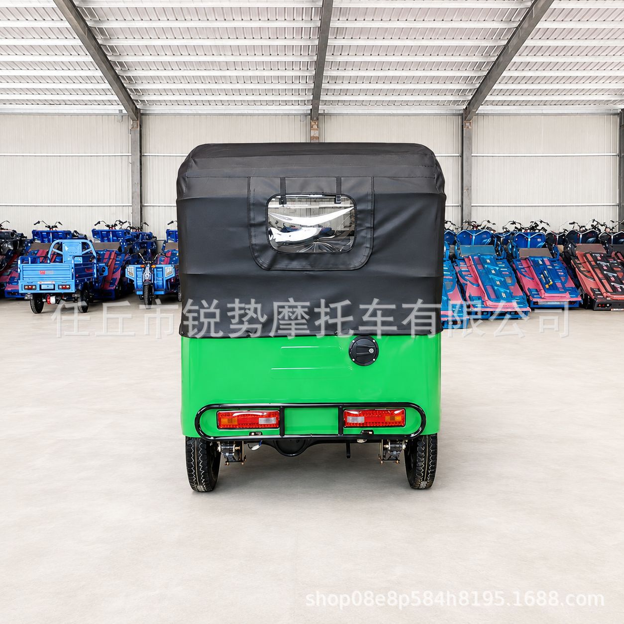 Three-wheeled motorbike with canopy for passenger transport, Southeast Asian cross-border TUK-TUK passenger transport three-wheeled motorbike, fuel-powered