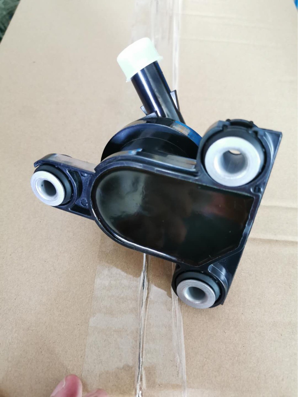 电商爆款：04000-32528 G9020-47031 适用丰田普锐斯电子水泵