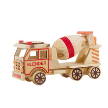 木制家居摆件彩色搅拌车模型 泥罐车 工程车景区地摊玩具模型批发