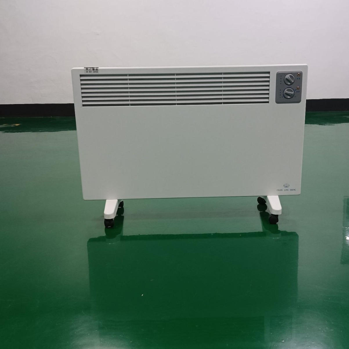 厂家直供 高品质 壁挂式对流电采暖器CLS200A