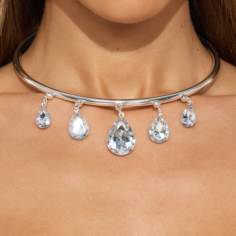 Nuevo collar de gota de agua transfronteriza, collar de diamante simple, accesorios personales, collar