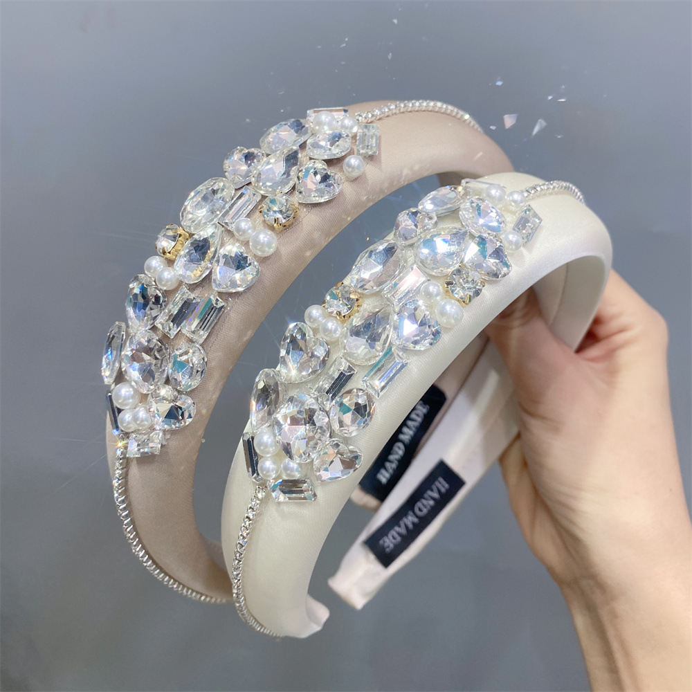 Fairy Style Elegant Streetwear Geometric Cloth Diamond Hair Band display picture 1