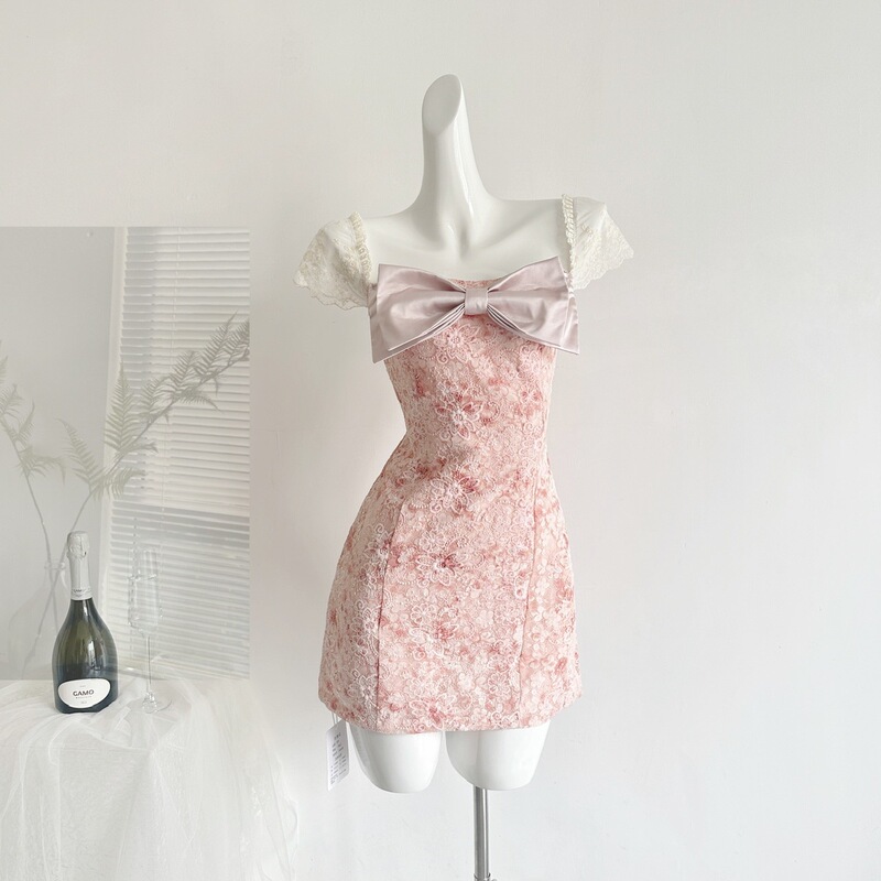 Temple-Style Raspberry Sweet Dress/Royal Blush Pink Embroidered Large Bow A-Line Dress 2026 Summer New Model Temple-Style Raspberry Sweet Dress/Royal Blush Pink Embroidered Large Bow A-Line Dress 2026 Summer New Model