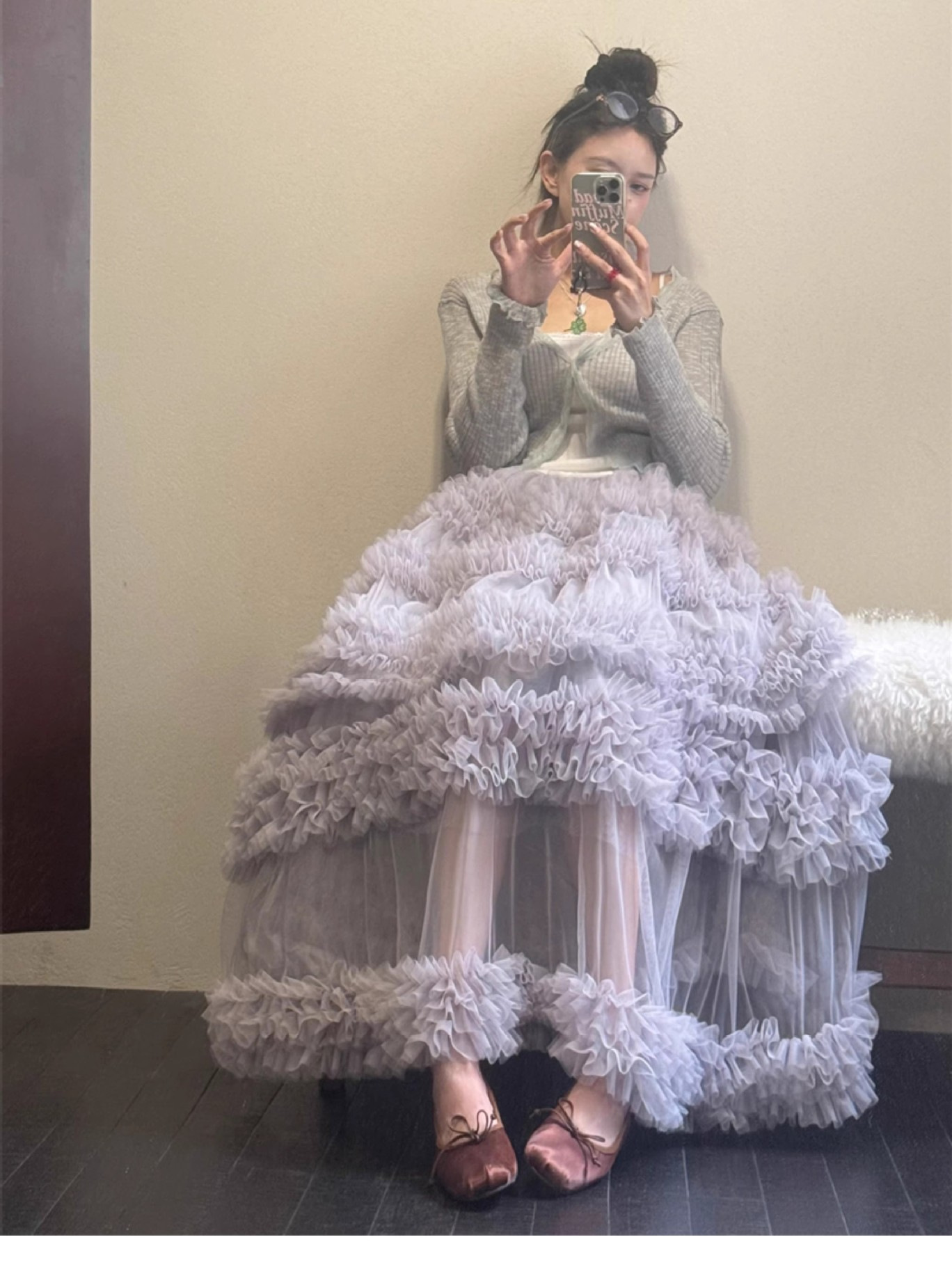 2025小衆アンドロメダの雰囲気感ロングスカート韓国系シンプルなネット糸は、ケーキを重ねてスカート4809を着ている