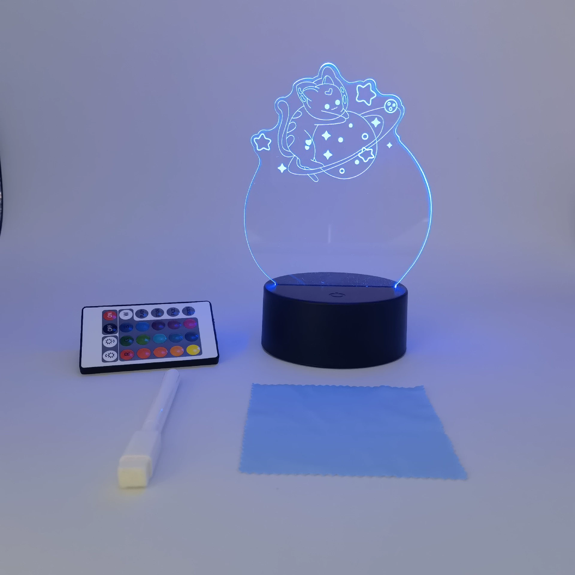 3D ночная лампа с пультом дистанционного управления, USB 4W, акриловая панель и база ABS, черная или белая