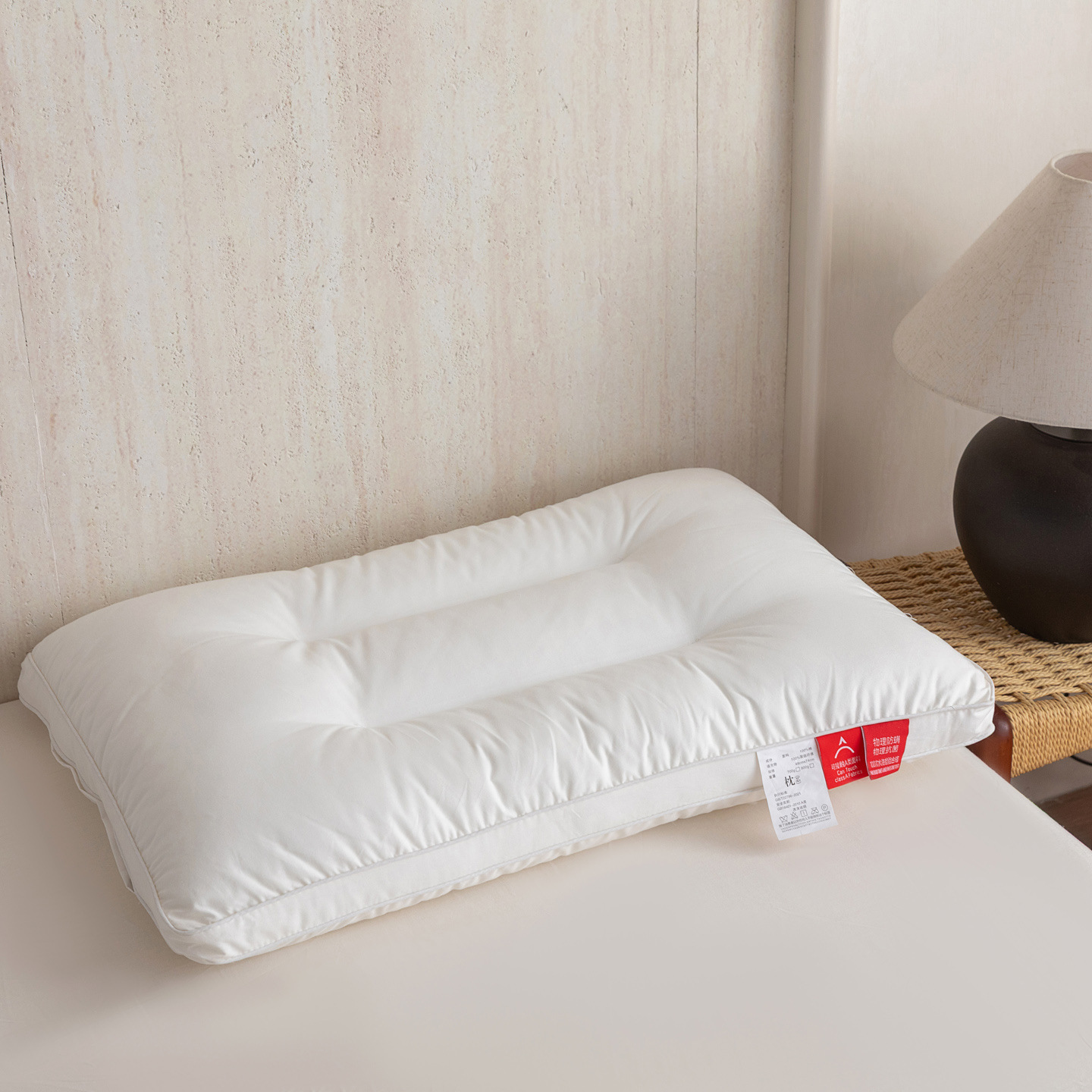 Classe A almohada de algodón súper suave para bebés almohada de alojamiento japonés dormitorio alumno tres microfibra blanca
