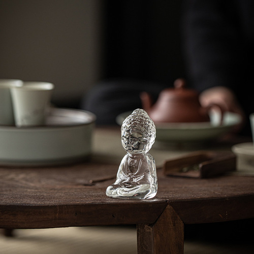 Ancient glass monk tea pet ornaments Zen glass Tathagata small Buddha statue Kung Fu tea set tea tray tea ceremony accessories