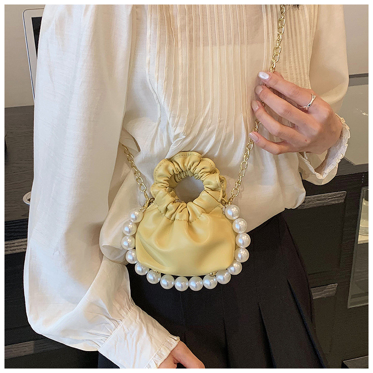 255g Weight Beading, Pearls Fashion Element Clasp Frame Closure Type Top Handle, Chain Strap Type Crossbody Bag Bags Type Casual, Daily, Shopping Occasion Pu Leather Material Solid Color Pattern All Seasons Season Kid'S Gender Cute Style Bucket Shape Kid'S Pu Leather Solid Color Cute Beading Pearls Bucket Clasp Frame Crossbody Bag 46