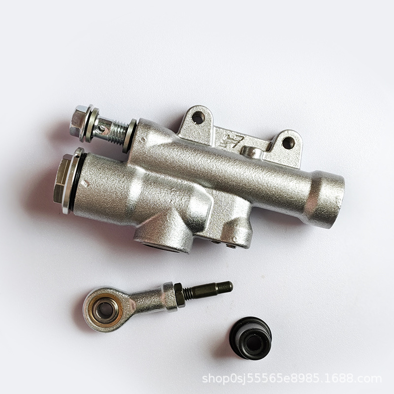 Off-Road Motorcycle Rear Brake Master Cylinder Upper Pump Straight Pump Suitable for Ktm Husqvarna K16 K18