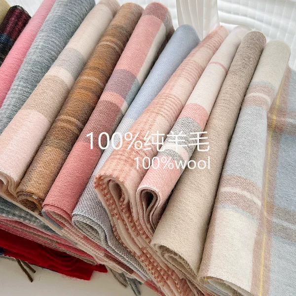 Winter New 100% Wool Plaid Scarf for Female Students, Versatile Warm Scarf, Gentle and High-End Outer Shawl