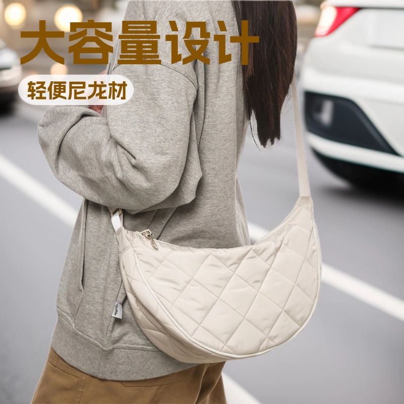 New Style Single-Shoulder Women's Bag, Crossbody, High-End Casual Solid Color Stylish Nylon Crossbody Bag, Versatile for Commuting, Lazy Style Women's Bag