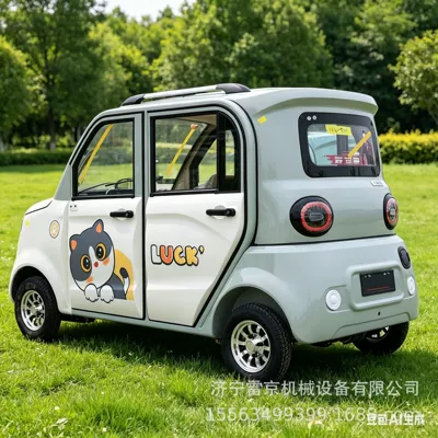 four-wheel electric car travel – Qatlanan elektrik velosipedlər