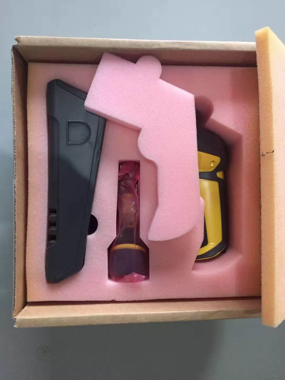 DMR8600-0400/DMR8600-0600/DMR8600-0100 продается в США. Преобразуйте переговоры по цене.