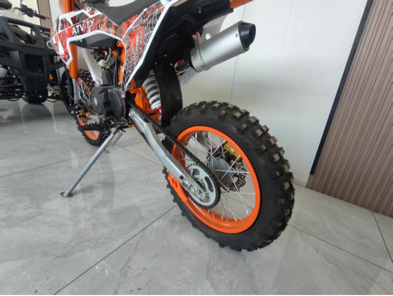 Dual-Beam K70 Off-Road Vehicle 125Cc Power All-Terrain Competitive Mountain Venue Front 17inch Rear 14inch Motorcycle