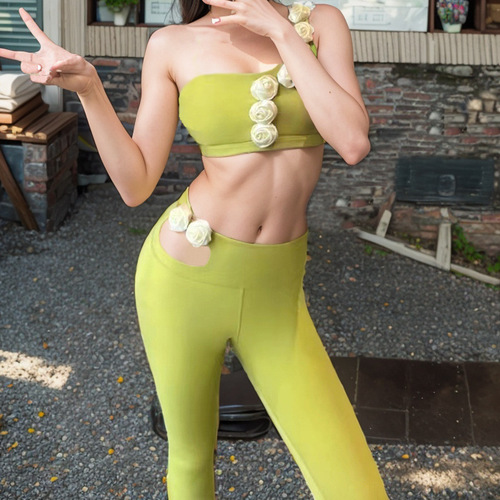 Single-shoulder strap yoga vest, niche breast covering workout bra, versatile short-sleeved top, irregular off-shoulder yoga attire